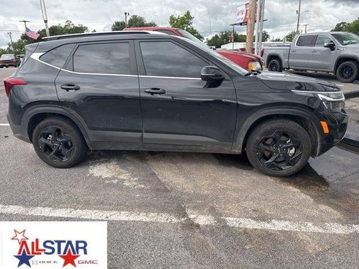 Black 2026 Kia Seltos EX
