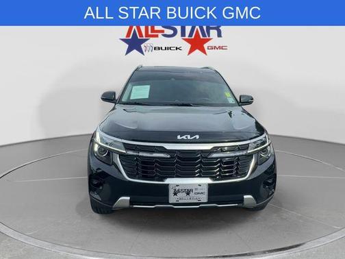 Black 2026 Kia Seltos EX