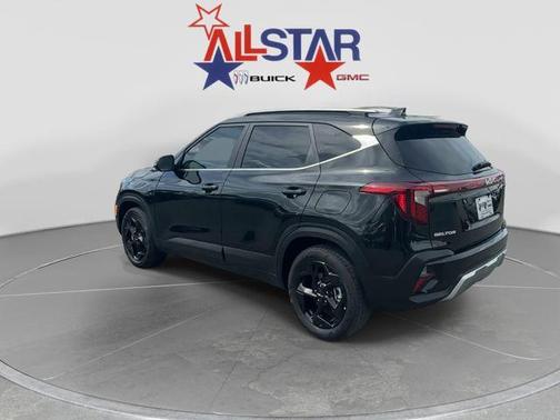 Black 2026 Kia Seltos EX