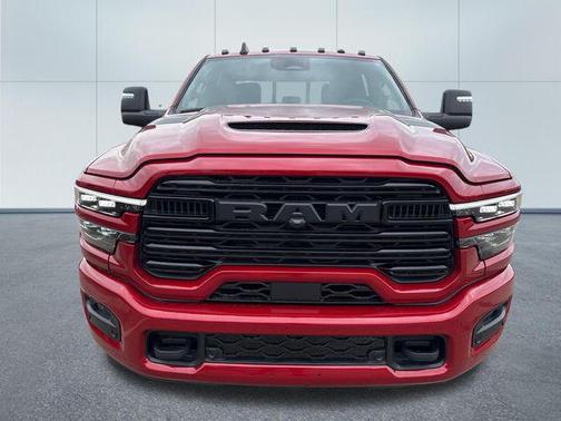Molten Red Pearlcoat 2026 RAM 2500 Laramie Crew Cab 4x4 6'4' Box