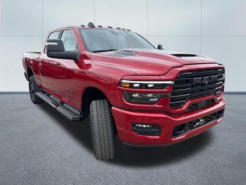 Molten Red Pearlcoat 2026 RAM 2500 Laramie Crew Cab 4x4 6'4' Box