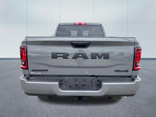 Ceramic Gray Clearcoat 2026 RAM 2500 Big Horn Crew Cab 4x4 6'4' Box