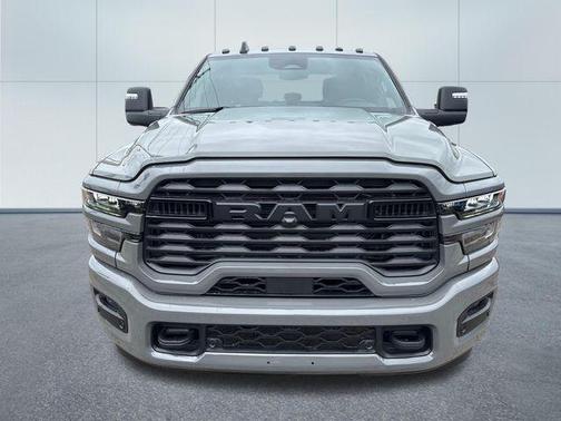 Ceramic Gray Clearcoat 2026 RAM 2500 Big Horn Crew Cab 4x4 6'4' Box