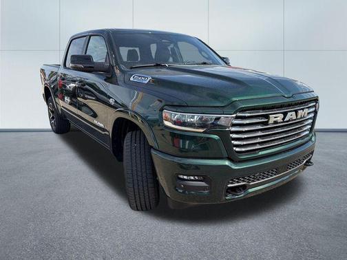 Serrano Green Metallic 2026 RAM 1500 Laramie