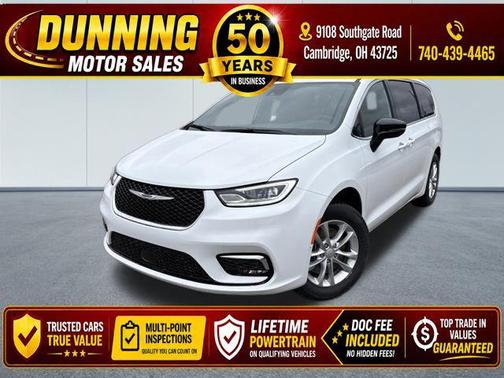 Bright White Clearcoat 2026 Chrysler Pacifica L