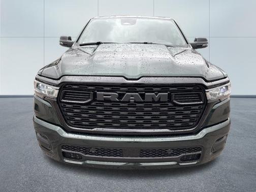Serrano Green Metallic 2026 RAM 1500 Big Horn/Lone Star