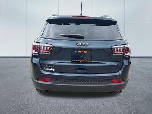 Fathom Blue Pearl Coat 2026 Jeep Compass Sport