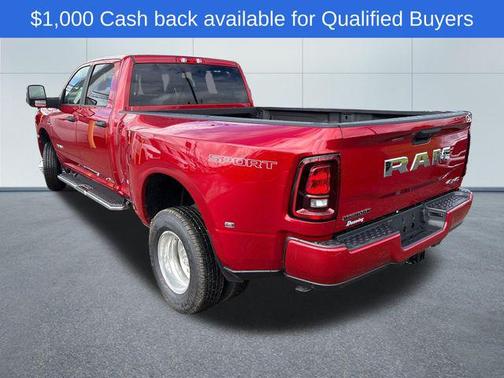 Molten Red Pearlcoat 2026 RAM 3500 Big Horn Crew Cab 4x4 8' Box