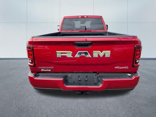 Molten Red Pearlcoat 2026 RAM 3500 Big Horn Crew Cab 4x4 8' Box