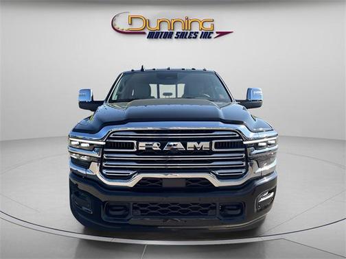 2025 RAM 3500 Laramie Crew Cab 4x4 8' Box