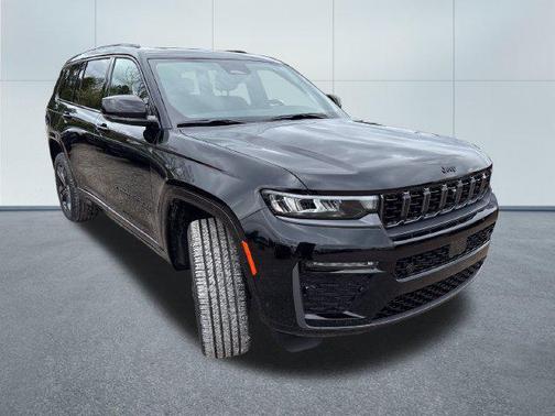 High Gloss Black 2027 Jeep Grand Cherokee L Limited
