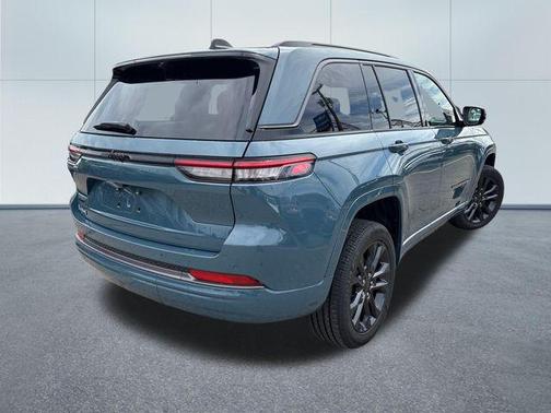 Steel Blue 2026 Jeep Grand Cherokee Limited