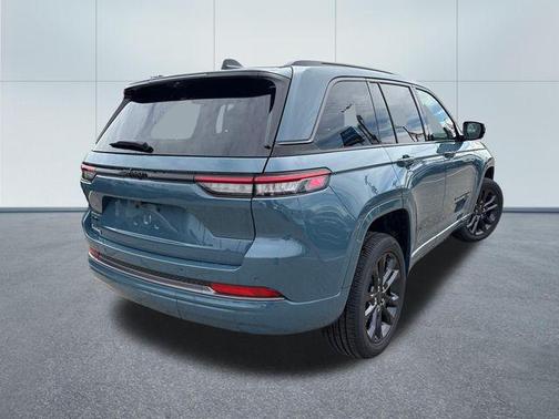 Steel Blue 2026 Jeep Grand Cherokee Limited