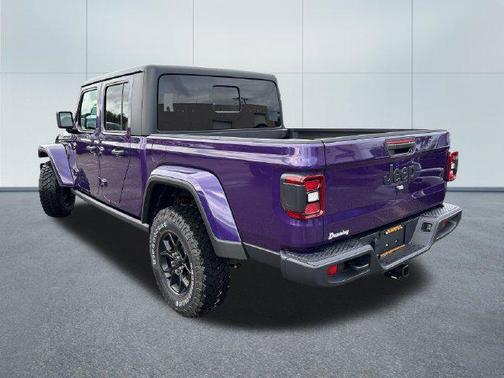 Reign 2026 Jeep Gladiator Willys 4x4