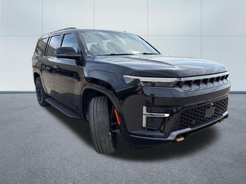 High Gloss Black 2026 Jeep Grand Wagoneer 4x4