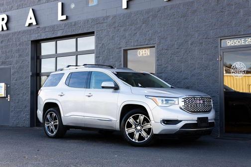 2019 GMC Acadia Denali