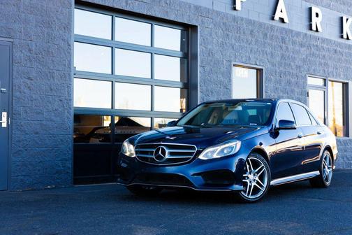 2015 Mercedes-Benz E-Class 4MATIC