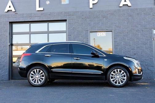 2017 Cadillac XT5 Platinum