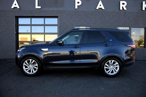 Blue 2019 Land Rover Discovery HSE