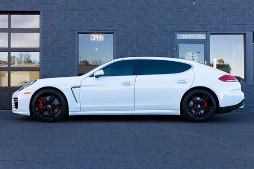 2014 Porsche Panamera Turbo S Executive