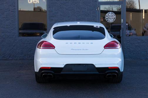 2014 Porsche Panamera Turbo S Executive