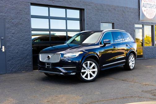 2017 Volvo XC90 Hybrid T8 Inscription
