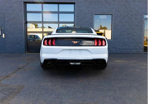 2022 Ford Mustang EcoBoost Premium
