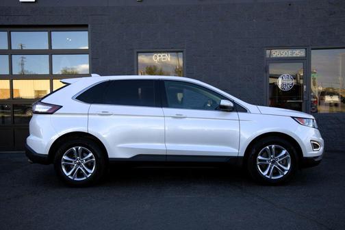 White 2016 Ford Edge SEL