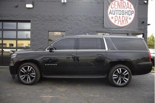 2019 Chevrolet Suburban LT