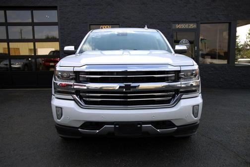 Iridescent Pearl Tricoat 2016 Chevrolet Silverado 1500 High Country
