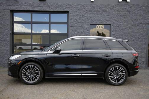 Infinite Black 2020 Lincoln Corsair Reserve