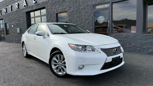 2013 Lexus ES 300h Base