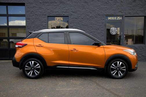 2019 Nissan Kicks SR