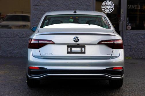 2022 Volkswagen Jetta 1.5T SE