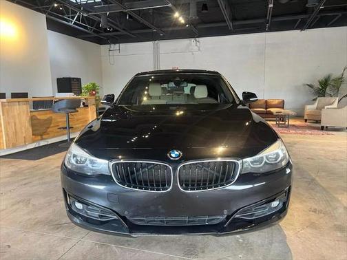 2017 BMW 330 Gran Turismo xDrive