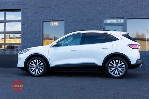 2020 Ford Escape Titanium