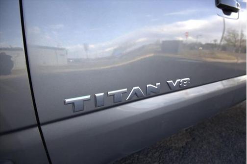 2019 Nissan Titan SV