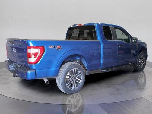 ATLAS BLUE METALLIC 2023 Ford F-150 XL