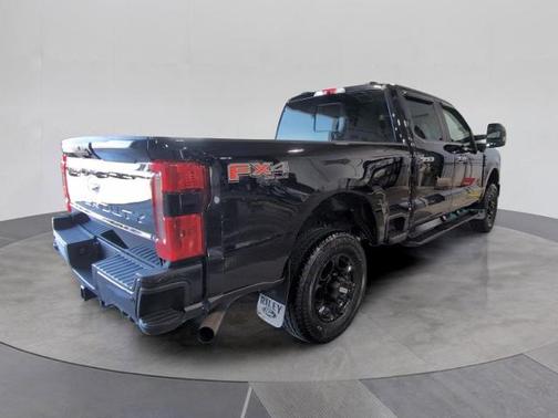 AGATE BLACK 2026 Ford F-350 XL