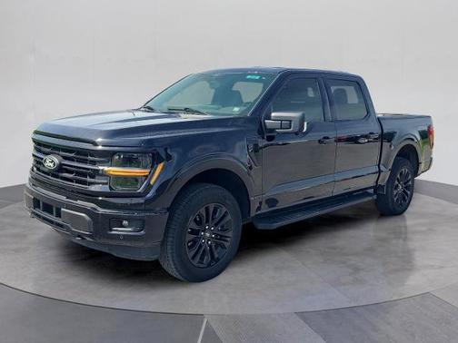 AGATE BLACK METALLIC 2025 Ford F-150 XLT