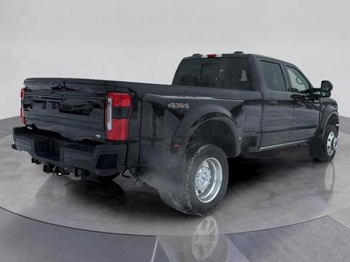2026 Ford F-450 PLATINUM DRW