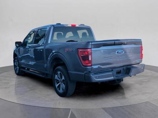CARBONIZED GRAY METALLIC 2022 Ford F-150 XLT