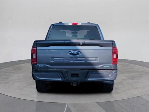 CARBONIZED GRAY METALLIC 2022 Ford F-150 XLT