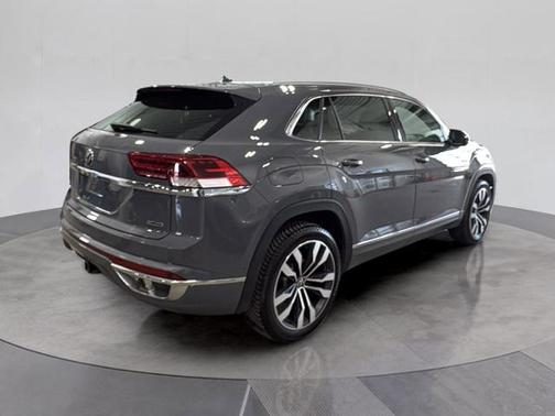 Pure Gray 2021 Volkswagen Atlas Cross Sport 3.6 V6 SEL PREMIUM R-LINE