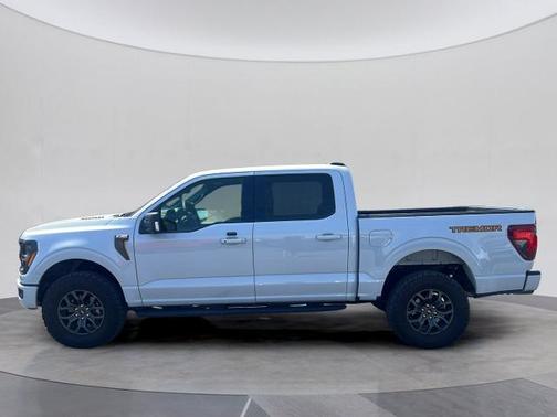 BLANC COSMIQUE MÉTALLISÉ 2025 Ford F-150 TREMOR
