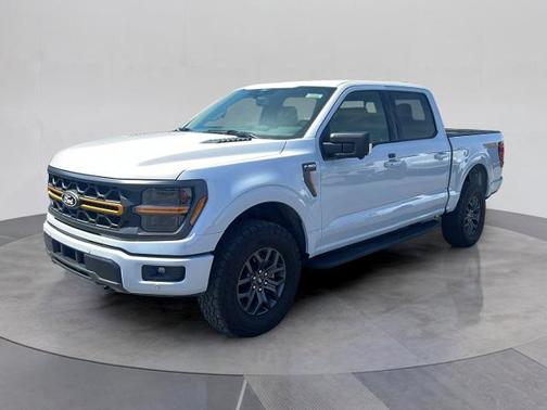 BLANC COSMIQUE MÉTALLISÉ 2025 Ford F-150 TREMOR
