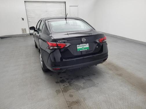 2023 Nissan Versa 1.6 S