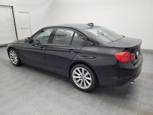 Black 2015 BMW 320 i