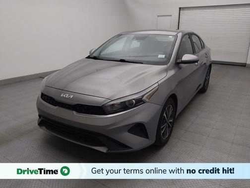 Gray 2024 Kia Forte LXS