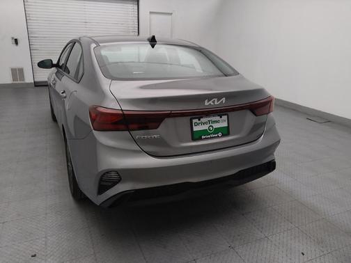 Gray 2024 Kia Forte LXS